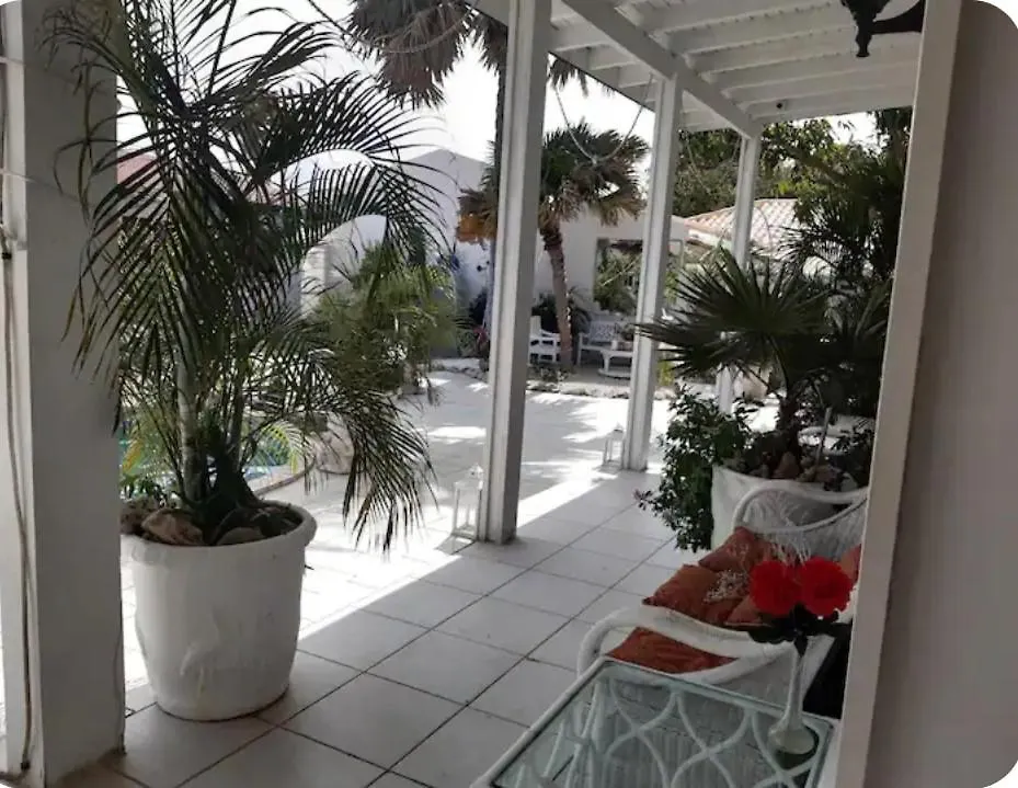 Harmony Boutique Apartments Oranjestad Hostel